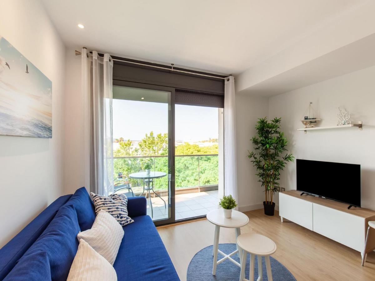Belvilla By Oyo Modern Apartment In ปาลามอส ภายนอก รูปภาพ