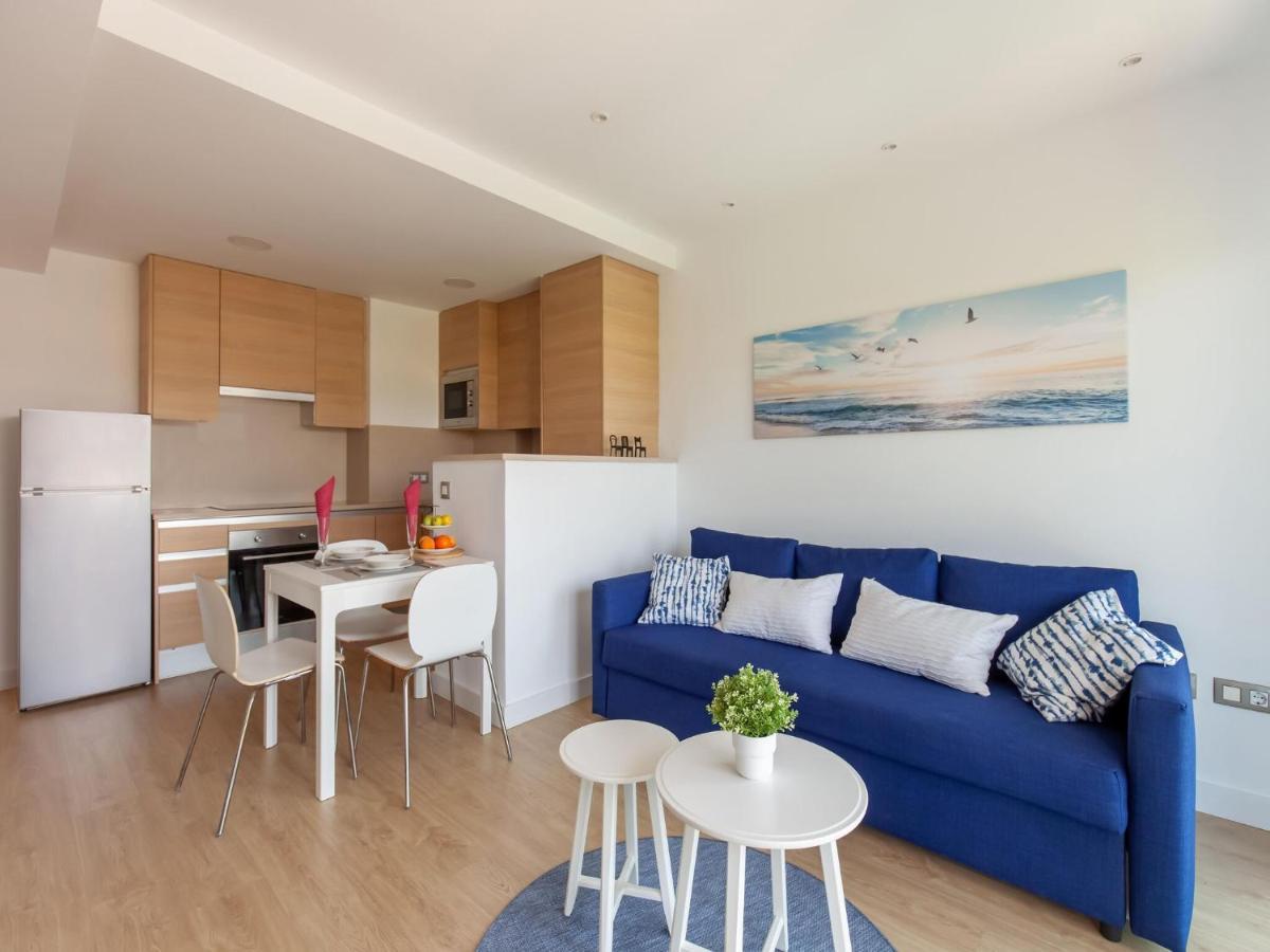 Belvilla By Oyo Modern Apartment In ปาลามอส ภายนอก รูปภาพ