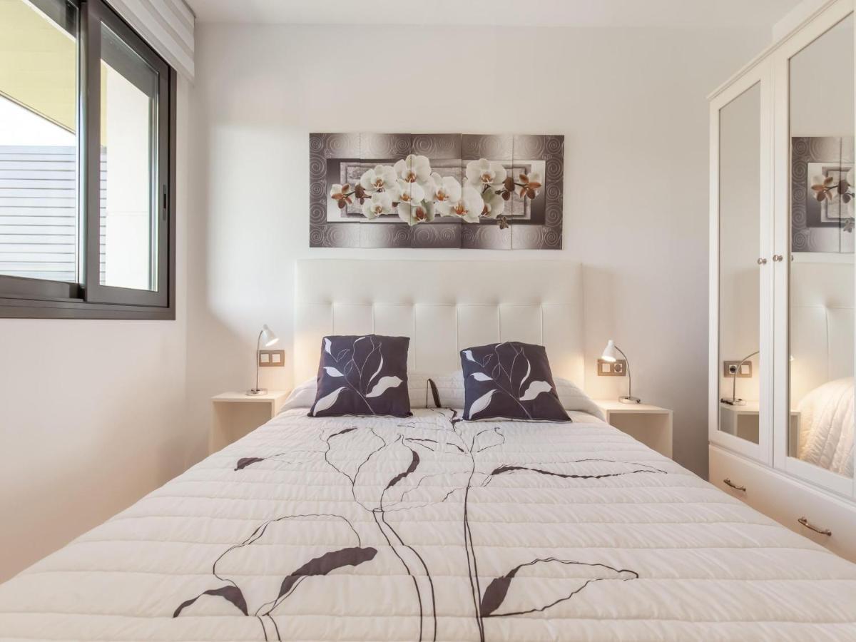 Belvilla By Oyo Modern Apartment In ปาลามอส ภายนอก รูปภาพ